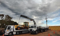 Caminhões munck são equipados com guindastes articulados, oferecemos locação de caminhão munck em Jaú e toda região