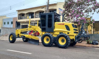 A Trac-Vel oferece a Motoniveladora New Holland em Bauru. A Trac-Vel é a escolha definitiva para profissionais que exigem um desempenho superior. Descubra mais e compre a Motoniveladora New Holland em Bauru com a Trac-Vel!