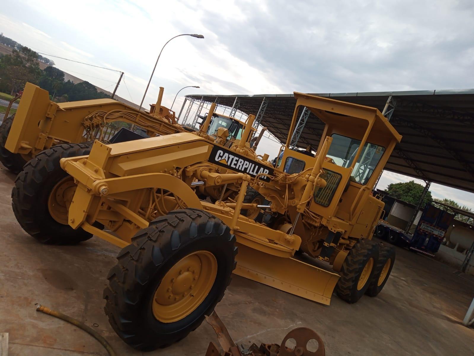 Conheça a motoniveladora 120 G da Caterpillar em Pederneiras: equipamento robusto e eficiente para terraplenagem e manutenção de estradas. Garanta alta performance e durabilidade nos seus projetos com essa máquina confiável.