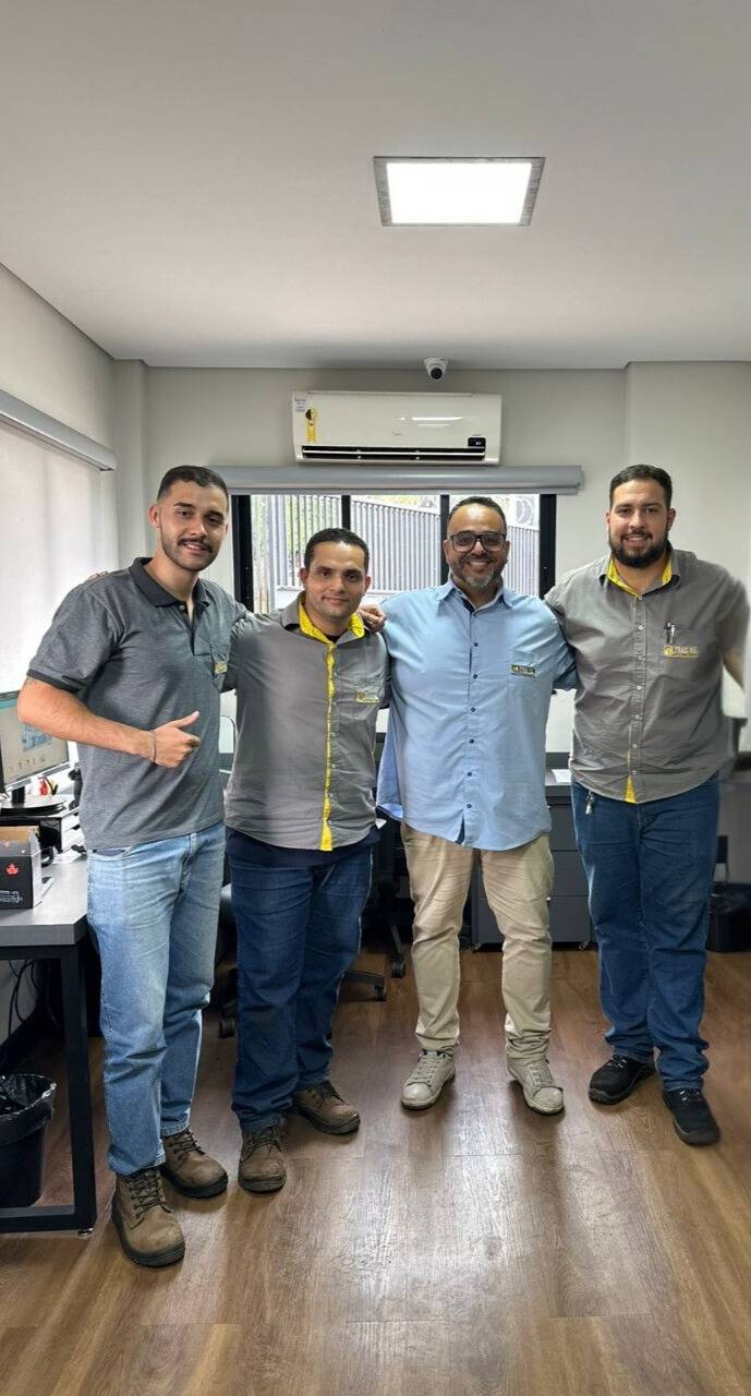 Trac-vel Linha Amarela