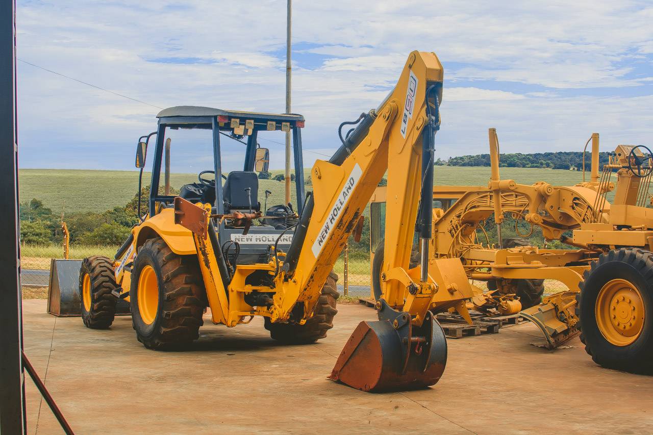 Trac-vel Linha Amarela